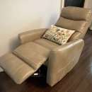 Gliding chair/ 수유의자 이미지