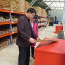 창고 옆 이미지