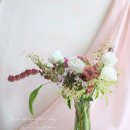 싱그러운 여름 꽃 화병꽂이 이미지