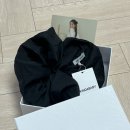 여성스러운 곱창끈 추천 카인더베이비 KINDABABY 베이직 실키 코튼 스크런치 블랙 구매후기 착용샷