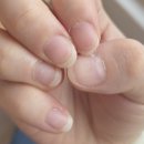 설레이는네일 | 교조증 손톱도 네일 가능? 짧은 손톱의 생애 첫 네일샵 방문, 봄맞이 치크네일 후기 🍑