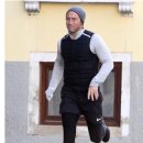 민한빌딩 | 전시회 영화 피아노 러닝 헬스, 맛집 빵집 카페로 꽉채움