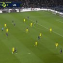 [PSG vs 낭트] 이강인 돌파 후 크로스 - 음바페 어이쿠............gif 이미지