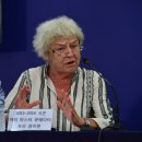 테사 블롬슈테트는 포기하지 않는다 이미지