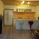 산골짜기 하얀집 이미지