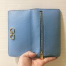 주식회사 금동이 | 민트앤민트 가죽클리너 크림으로 페라가모 간치니 장지갑 (calfskin leather) 새것처럼 사용해보자!