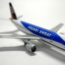 [Aeroclassics] JAS A300B4-622R 'Pocari Sweat' (JA8562) 이미지