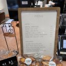 360-2-000080 | 강릉 소금빵 맛집 인솔트베이커리 1박2일 동안 두 번 방문한 빵집