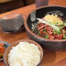 길연 | 수제 보리카츠와 달콤한 육회비빔밥, 찐한 연어초밥까지 경의선숲길 점심 육연타 리얼후기 방문후기