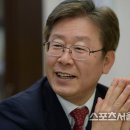 (주)경남도민프로축구단 클럽하우스 | 이재명 성남시장 "목사님이 장로님께 '이제 손잡고 축구장 갑시다' 하더군요"