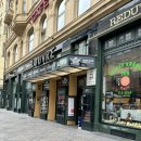 일산천문화공원화장실 | 프라하 카페 루브르, 구시가 광장, 하벨 시장, 프라하성 스타벅스