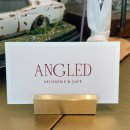 앵글드(ANGLED)