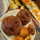 제석로 | 부산하단 천하제빵 통밀깜파뉴맛집 앙또르과자점 방문후기