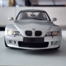 1/18 UT BMW Z3 쿠페 이미지