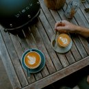 플랫화이트(flat white) 이미지