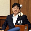 권성동 의원, 첫 재판 출석, 직업 묻자 “국회의원입니다” 이미지