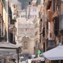 인 (IN) 루치 이미지