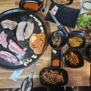 솥뚜껑삼겹살과묵은지이야기