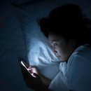 스마트폰의 Blue Light를 Cut하면, 수면의 질은 개선되는가？ 이미지