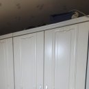 초전현대A경로당 | 또 떨어졌어요…” 그럴 땐, 피스 말고 전문가를 부르세요 – 진주 초전현대아파트 장농 경첩 수리기