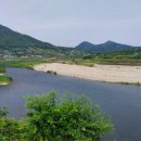 강변마을 앞 이미지