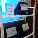 미소짓는케어 이미지