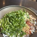 디올리치빌딩 | 신사역에서 찾은 매콤한 한 끼, 산마루돌구이 방문 후기