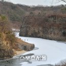 용암과 얼음이 빚은 27만년 전 '신비'를 걷다 '한탄강 얼음 트레킹' 이미지