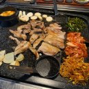돌판생삼겹살 - 파주시 동산8길 38 | [인천광역시/중구] 🥓 동인천 돌판시대 : 동인천 두툼한 생삼겹살 돌판구이 맛집 후기