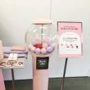 [11월 성수] 딸기 라떼 색으로 물든 제이에스티나 핸드백 미뇽 팝업스토어 방문 후기