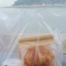 은하수로29번길 내 보행로 | 영종도 구읍뱃터 맛집 요거블랑, 프랑스 천연버터로 구운 소라빵와 수제 요거트의 꿀조합