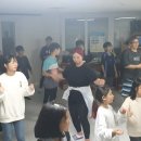 줌바댄스 야간 이미지