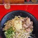 천하일면