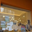 행운에이스 인형뽑기샵 | [해운대 가볼만한곳] 부산 해리단길 히피몬드리빙 방문후기: 가챠뽑을 수 있는 소품샵