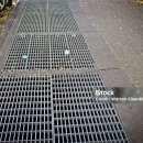 지하철 환풍구 옆 이미지