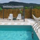 거슬러 오른집 이미지