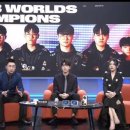 롤 우승축하뒤 LPL 해설진 축승문 이미지