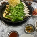 능이버섯백숙 이미지