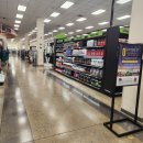 왜관주유소 | 오산공군기지 판다익스프레스 입점 커미서리 9월 할로윈 분위기 비엑스 전자제품 애플 둘러보기 미국...