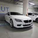 천안 블랙박스 BMW 6시리즈 출장 장착, 아이나비 QXD2. 커넥티드. 보조배터리 완벽 시공