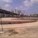 한강둔치길 이미지