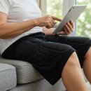 스마트폰으로 연결되는 디지털 세상 이미지