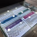 눈이 빛나는 안경콘택트 이미지