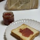 협동조합늘잼 | 화이트리에 부천점 부천 빵집 생식빵 풀사이즈와 딸기버터잼 겉빠속촉 리얼 후기