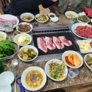 돼지네식당 이미지