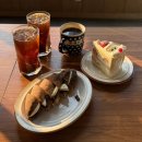 광주 신상 카페 레파스베이커스 삼각본점 딸기케이크 맛집