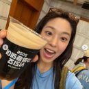 해맑은 근황 배우 설현, 공백기 뭐하나 봤더니…워터밤 아닌 축구장 여신 등극 이미지
