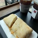 구름꽈배기.만두 이미지