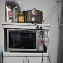 깨끗한신혼살림정리 (냉장고 ,식탁, 전자오븐렌지 ,오븐주방다이 ,가스렌지, 물끓는포트 ) 이미지
