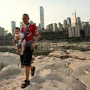 동굴식당 이미지